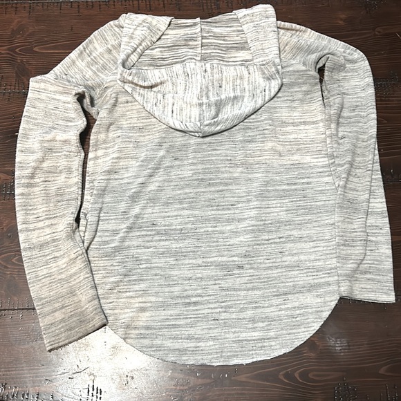 Long sleeve soft and sexy hooded tunic - Picture 3 of 3